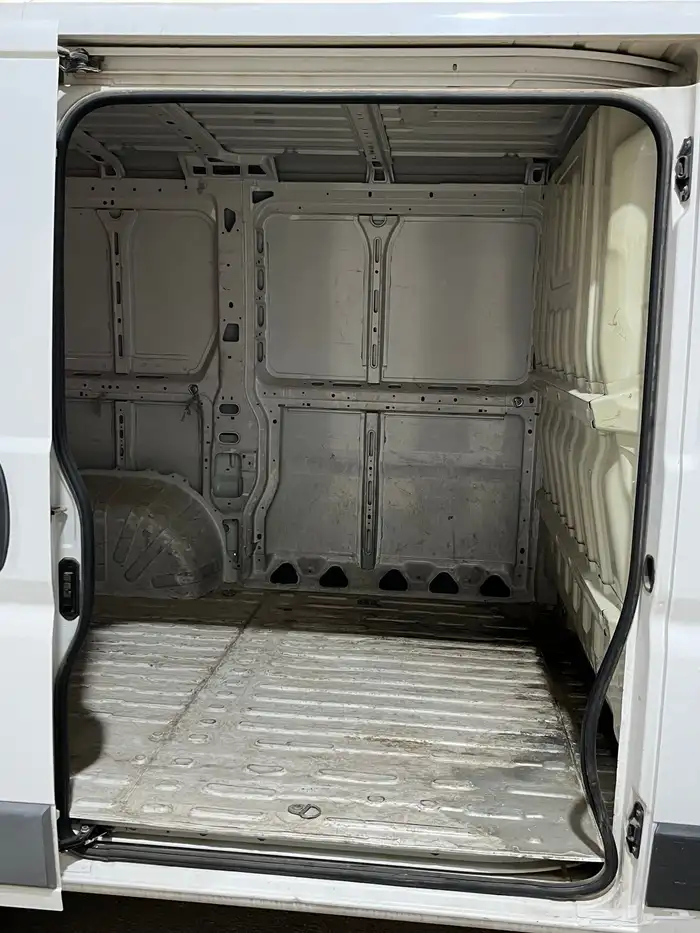 باص 2020 بضاعه قير عادي ديزل 14