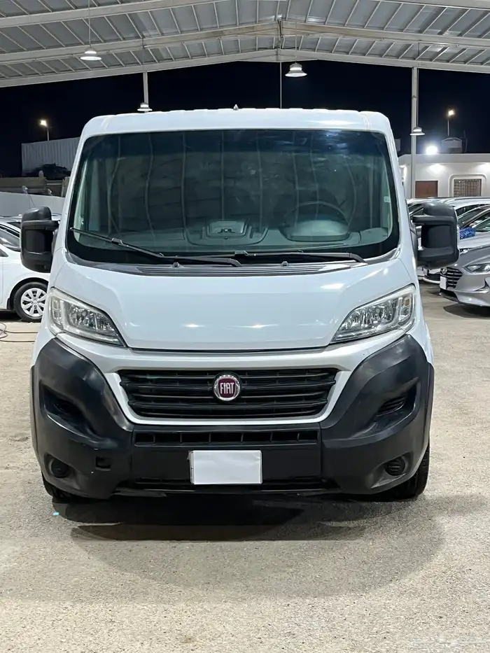 باص 2020 بضاعه قير عادي ديزل 0