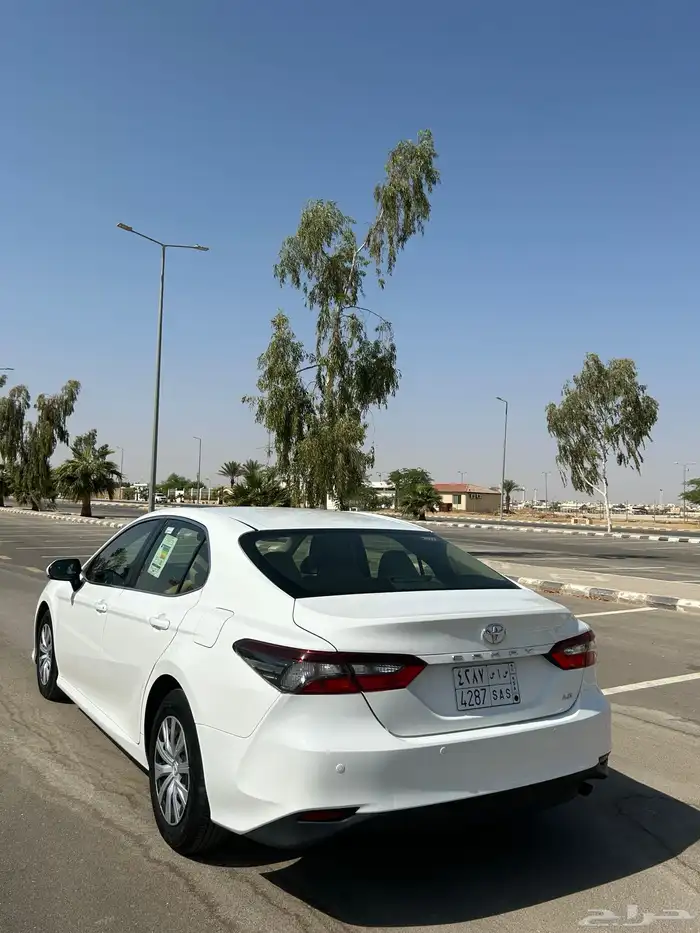 كامري 2022 ابيض 6
