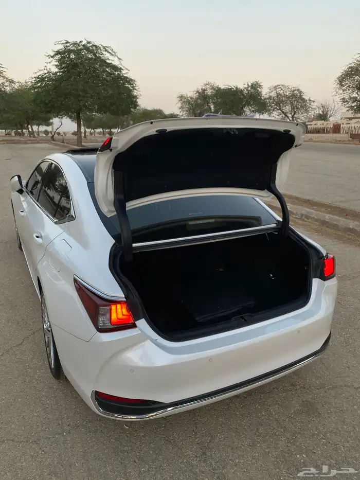 ES 250 لكزس 38