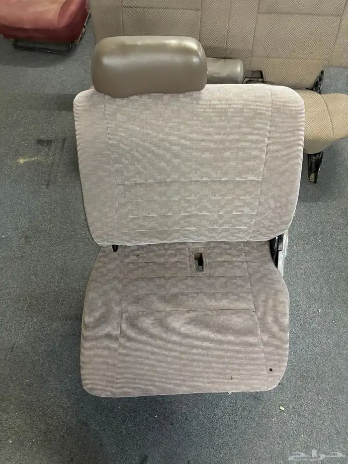 مرتبة جيب ربع اماميه عريضه بوليسي 0