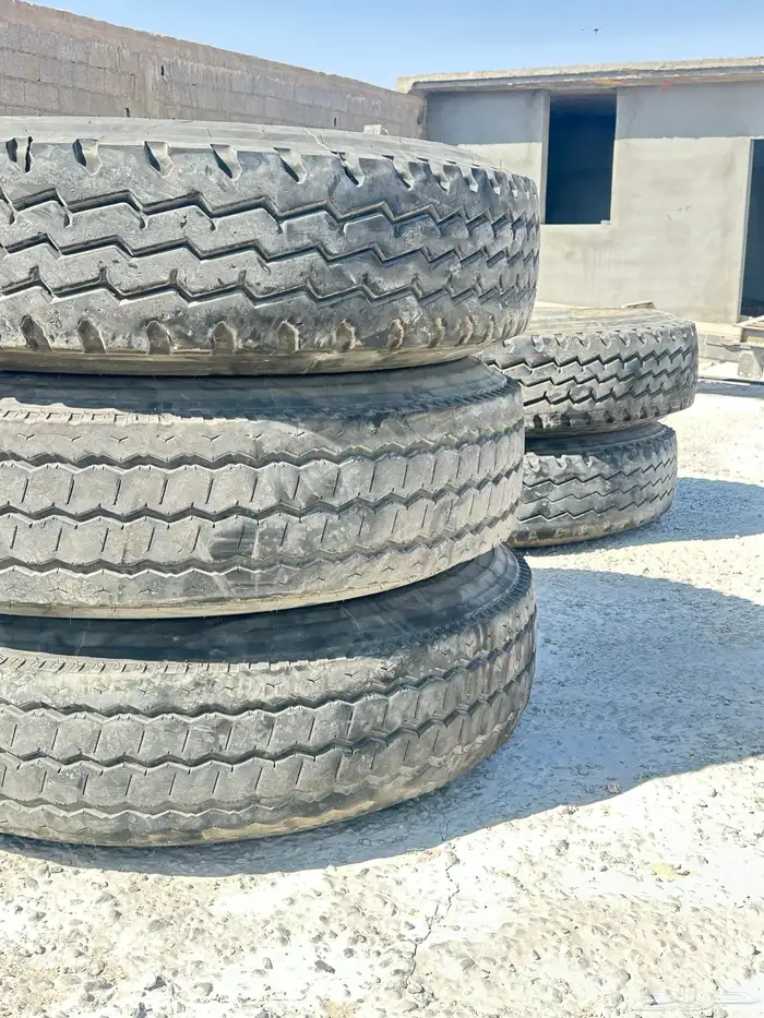 جنوط شاحنات و كفرات 24 0