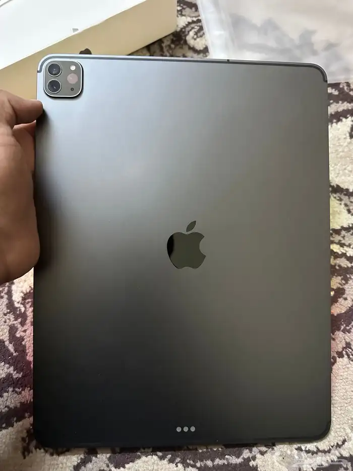 iPad Pro 12.9 with sim 256 GB 0