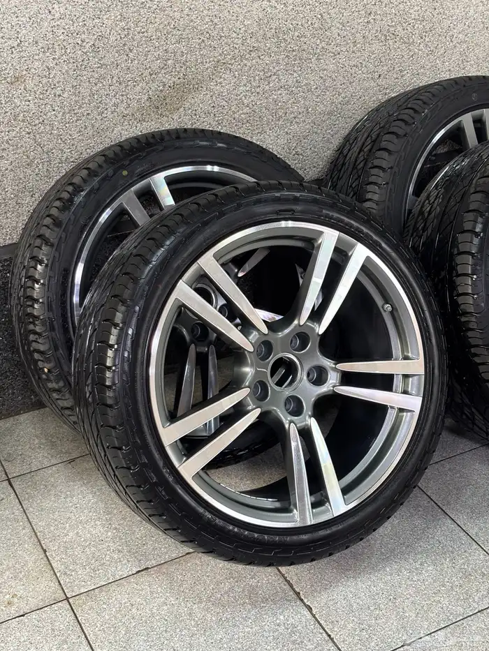 جنوط بورش كيان للبيع 0