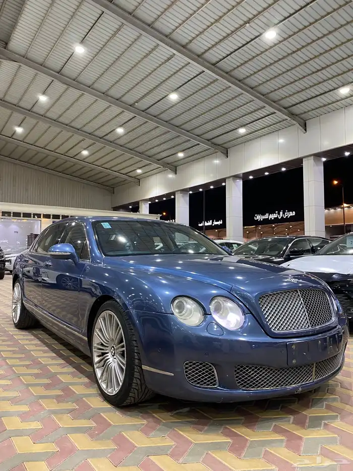 بنتلي الموديل 2010 العداد 135 الف 0