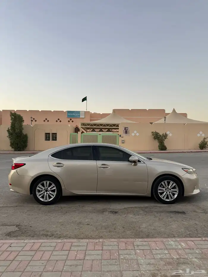 لكزس ES350 cc 2014 6 سلندر 7
