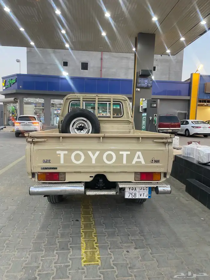 جيب شاص موديل 1998م للبيع 13