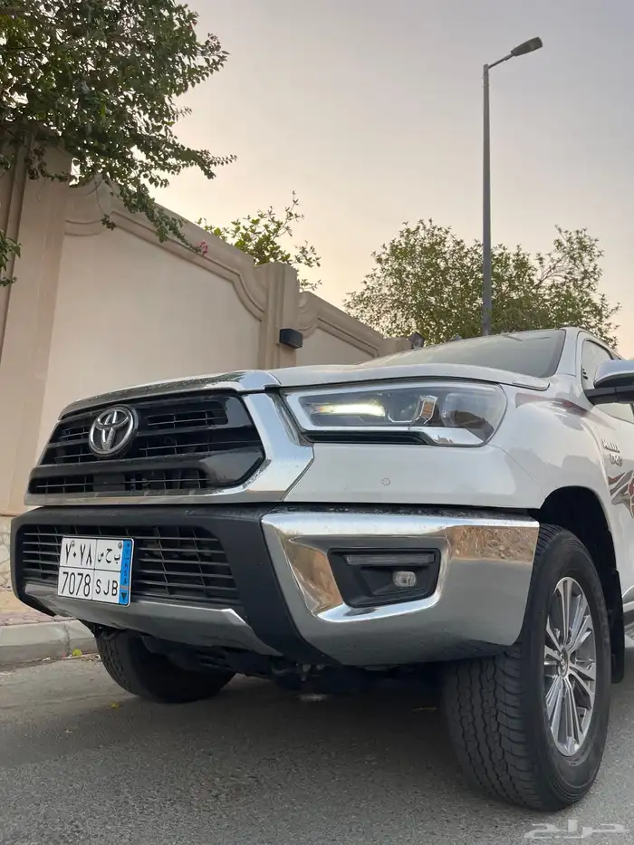 هايلوكس 2024 ديزل 2800 cc شبه الجديد 36