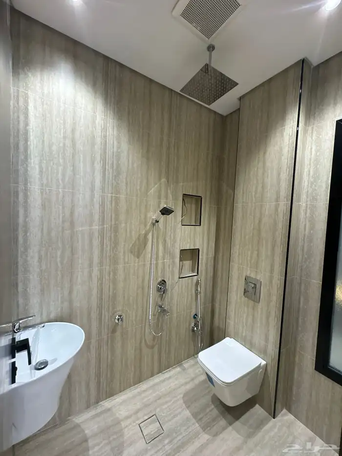 فيلا مستقله للبيع الطايف حي جبره منفصله مساحه 401 م 2