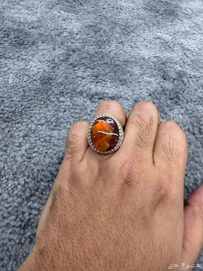 خاتم عقيق يماني احمر شجري مزعفر 8