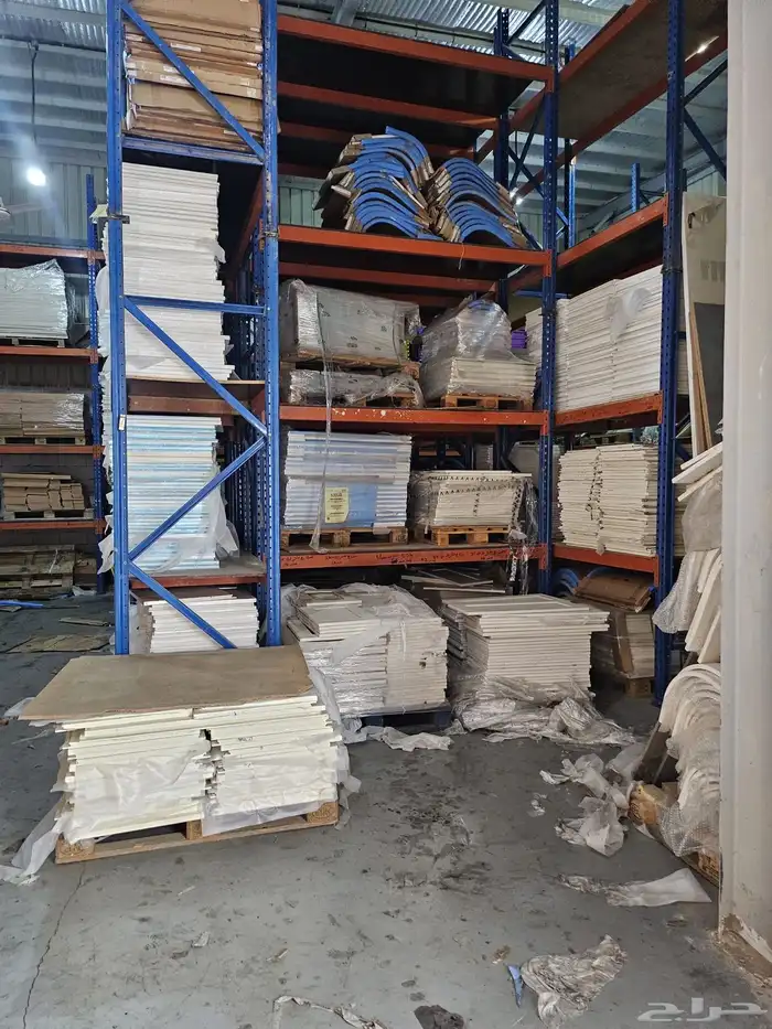 مطابخ مستوردة من بريطانيا صناعة امريكية موجود 3 متر واجهات 11