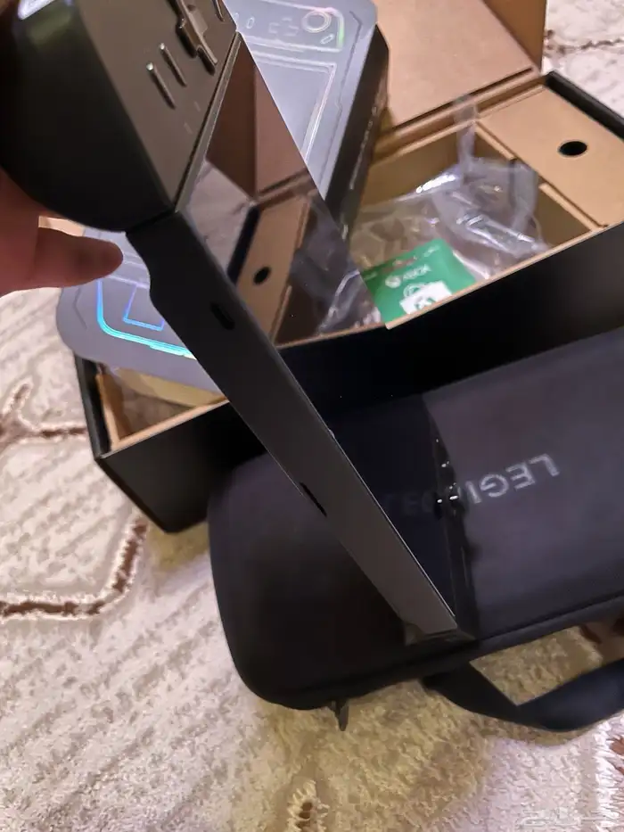 جهاز لينوفو ليجن قو Lenovo Legion go 5