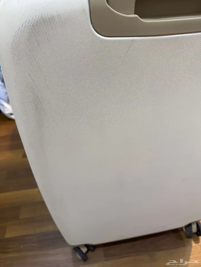 شنط سفر 5 قطع بحالة ممتازة   لون بيج   استعمال مرة واحدة 6