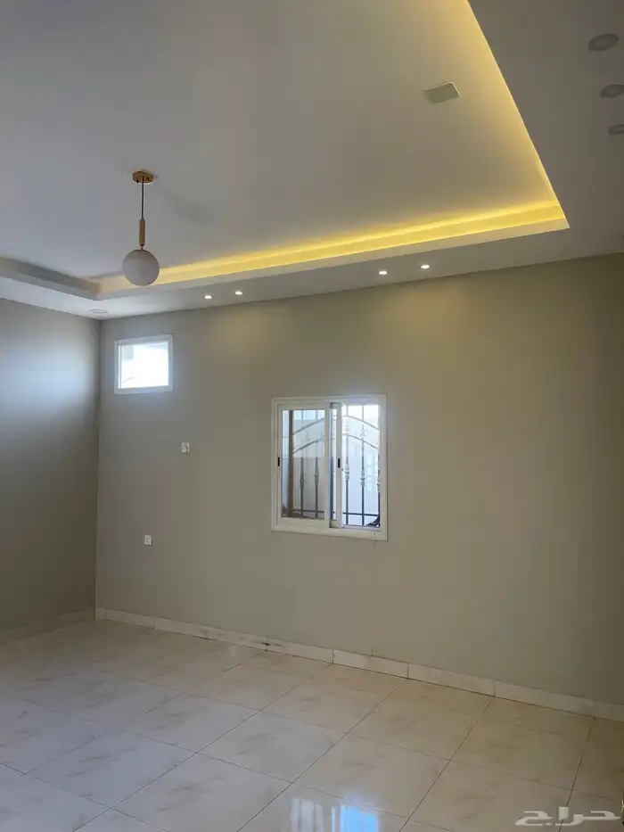 شقة ارضية مستقلة واسعة بمساحة دور قريبة من كوبري المطار 12