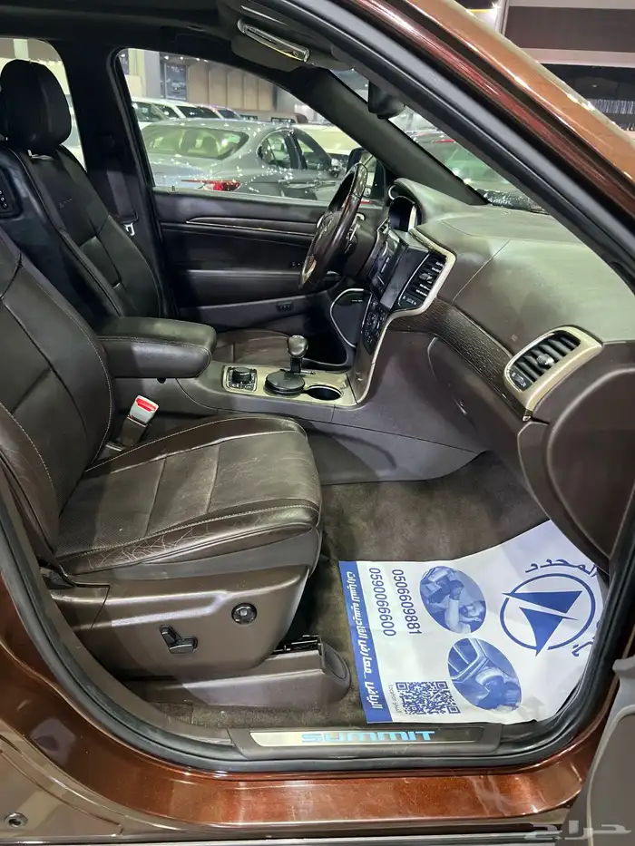 جيب شيروكي جراند 2015 فل كامل سعودي ماشي 139 الف 7