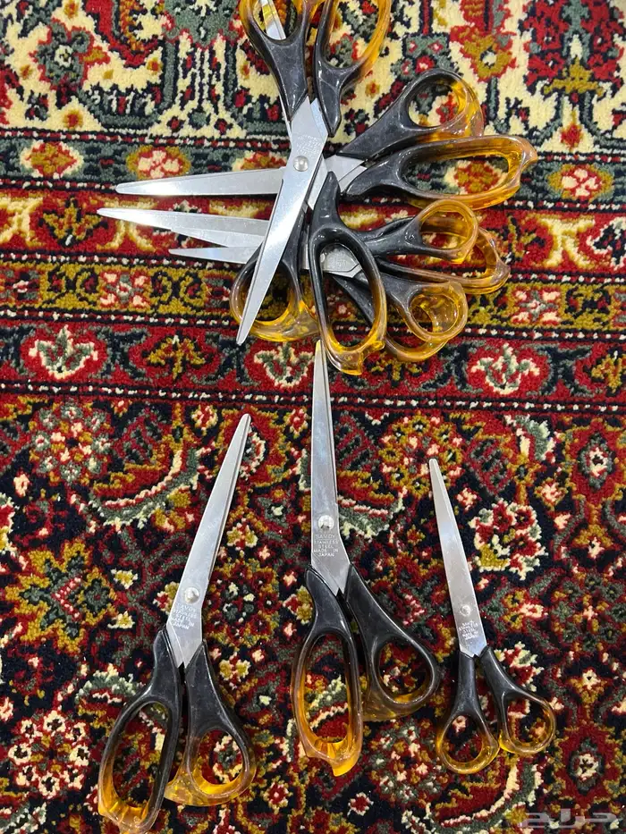 مقص قديم 1