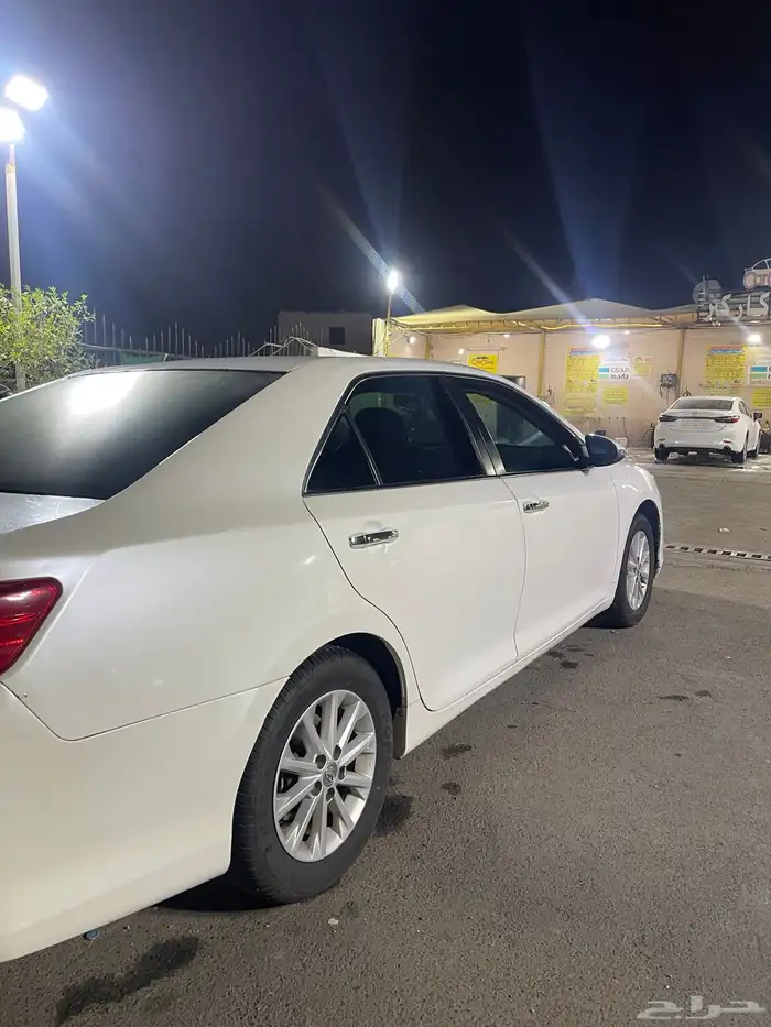 للبيع كامري 14 وكاله بودي وشرط قسر مكينه السوم37 0