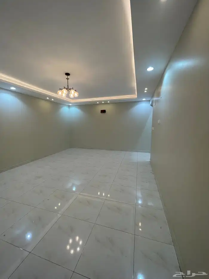 شقة ارضية مستقلة واسعة بمساحة دور قريبة من كوبري المطار 18