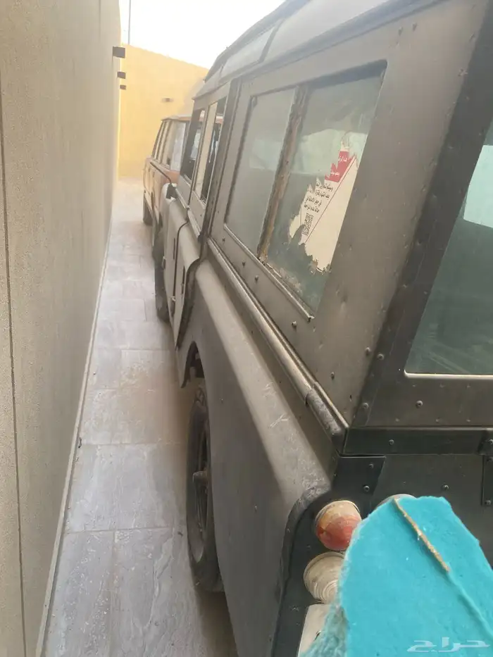 لاند روفر ديفندر 5