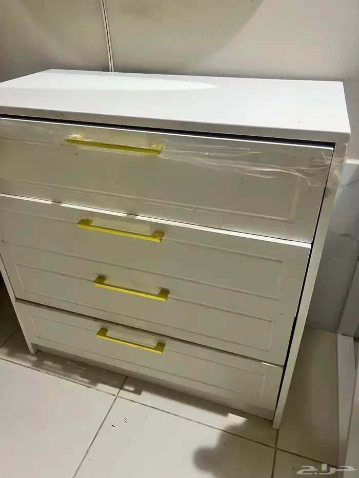 ادراج تسريحه بدون مرايه وبدون كرسي جديده مافيها اي خدش 0