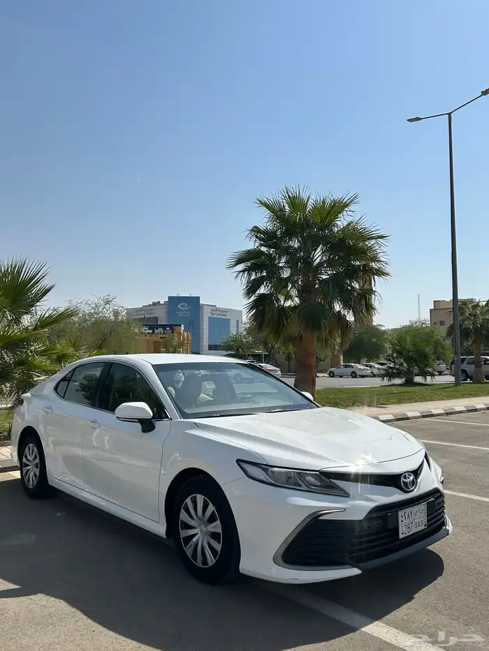 كامري 2022 ابيض 29