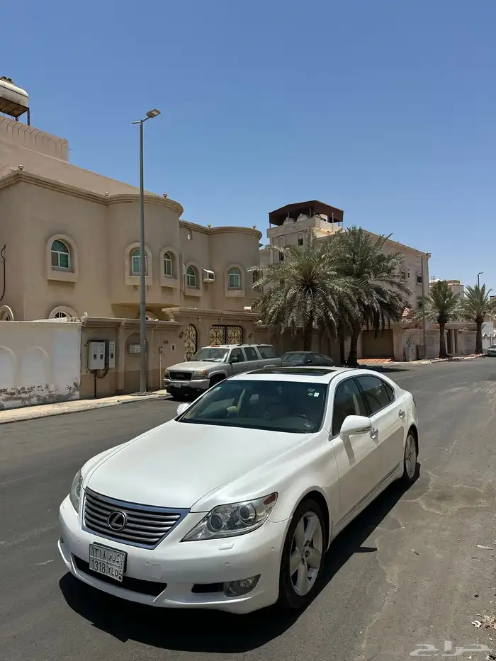 لكزس LS460 فل لارج 2012 6