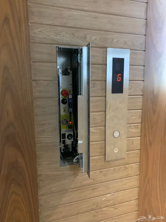 صيانه اعطال برمجه المصاعد والسلالم الكهربائية 23