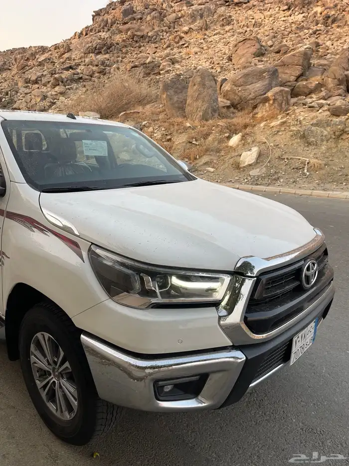 هايلوكس 2024 ديزل 2800 cc شبه الجديد 12