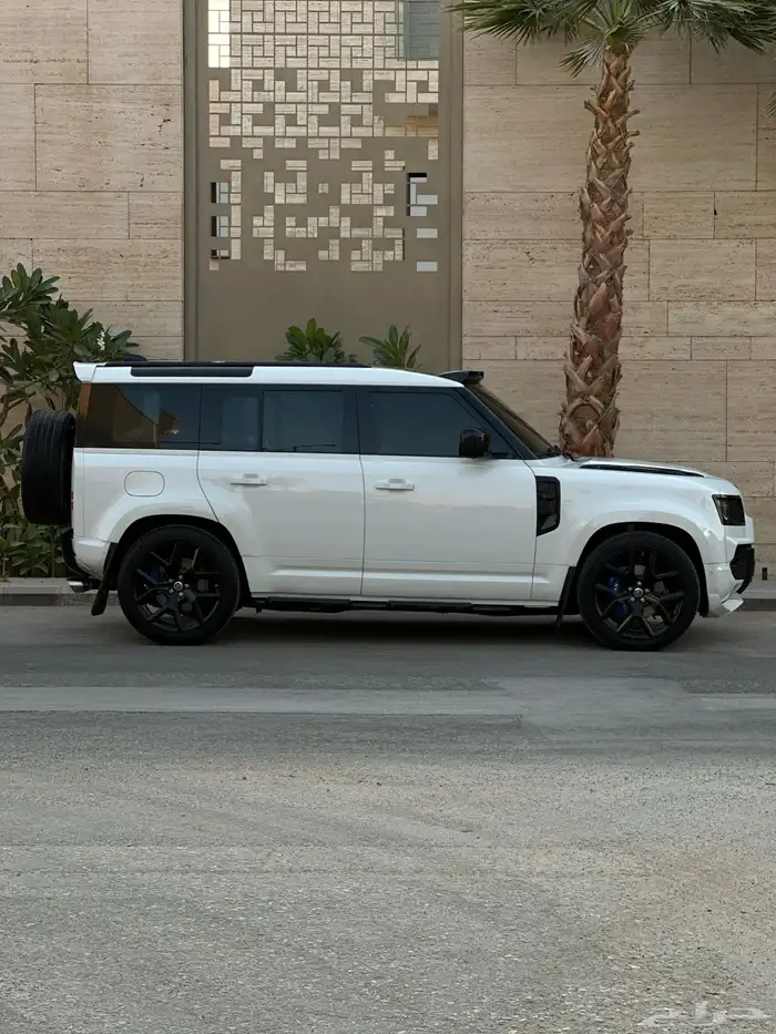 ديفندر HSE 2021 اوربن 4