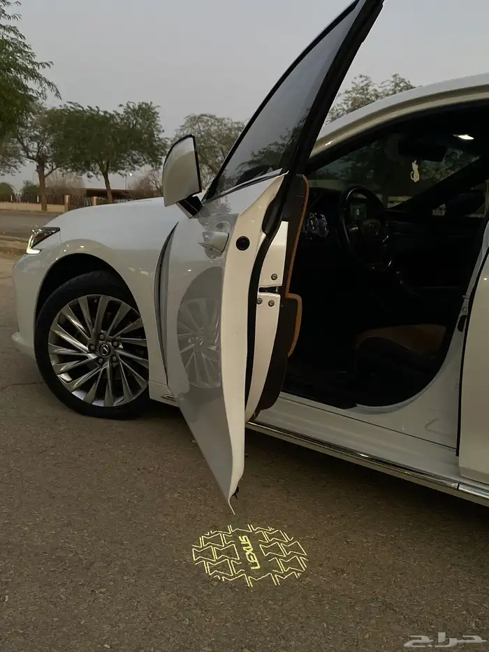 ES 250 لكزس 0