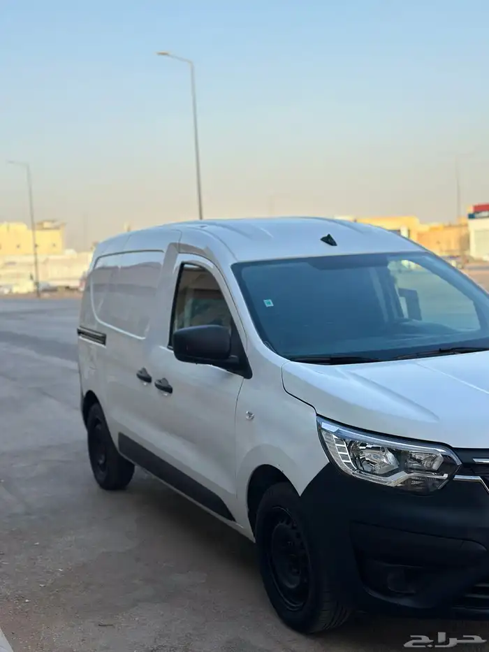 رينو إكسبرس 1