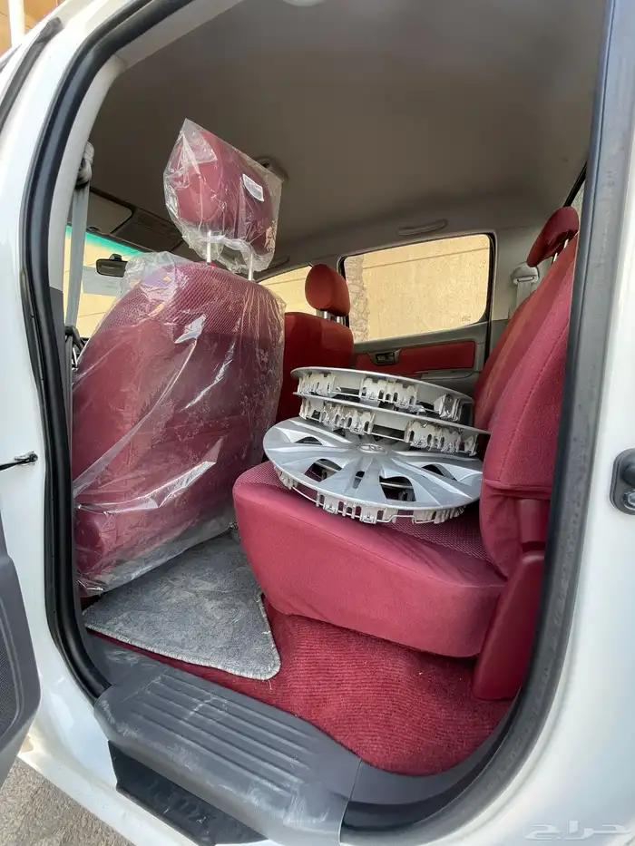 تويوتا- هايلوكس-2015-GLX-غمارتين- قير عادي- بنزين- بدون دبل 15