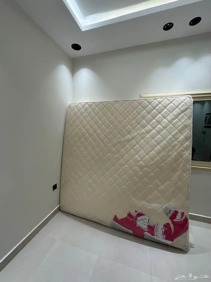 فرشه سرير جديده للبيع (مرتبه) 3