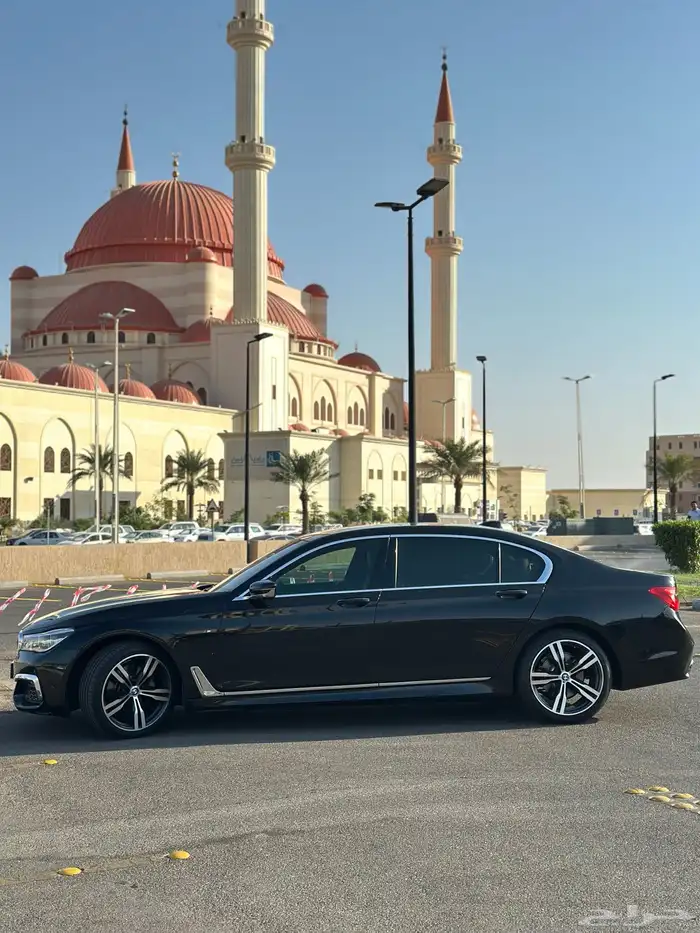 BMW بي ام دبليو 2018 فل كامل 730 1
