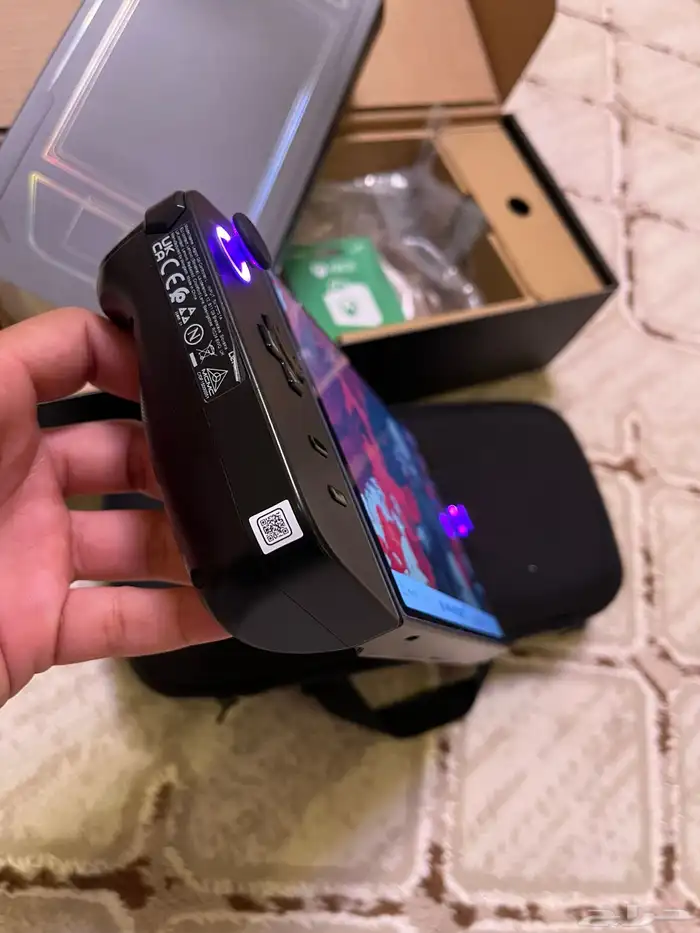 جهاز لينوفو ليجن قو Lenovo Legion go 9