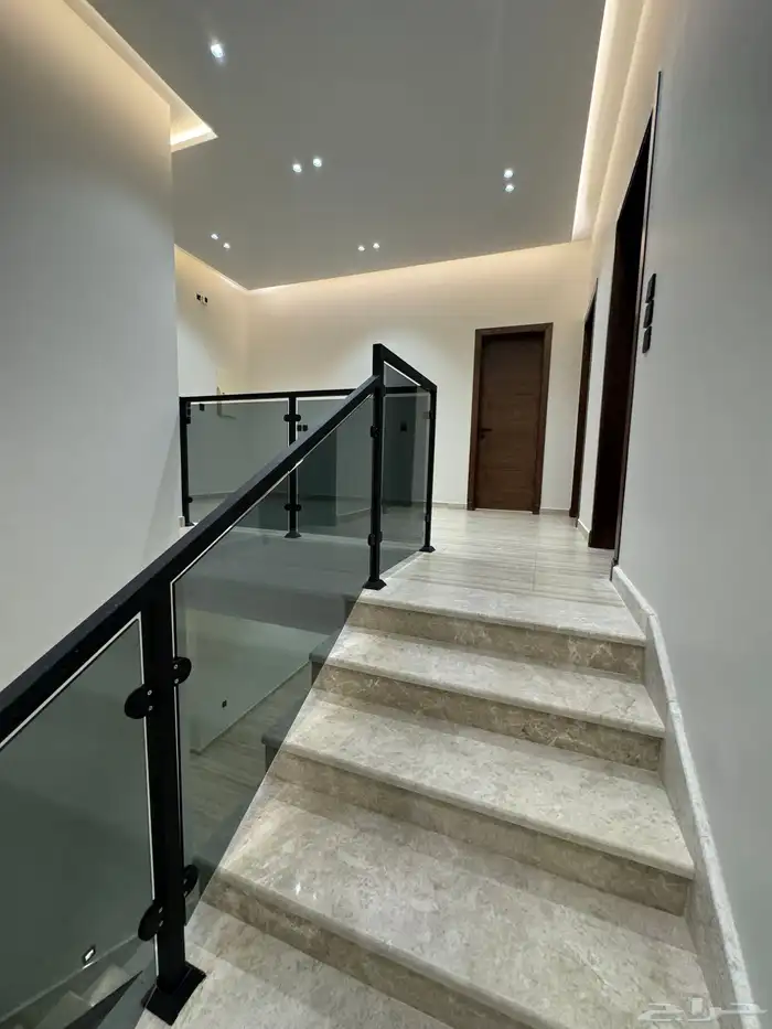 فيلا مستقله للبيع الطايف حي جبره منفصله مساحه 401 م 7