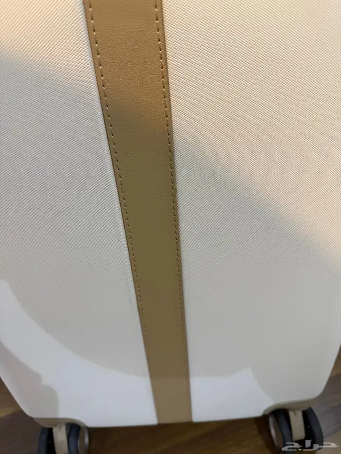 شنط سفر 5 قطع بحالة ممتازة   لون بيج   استعمال مرة واحدة 8