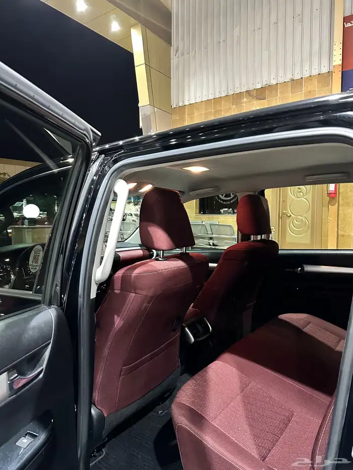 هايلوكس 2021 ديزل 2800cc اللون المميز 10