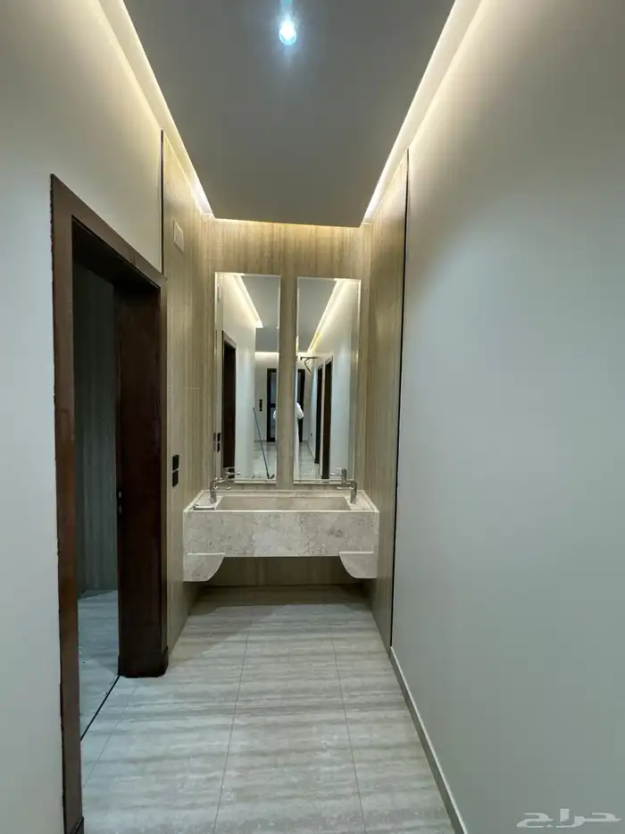 فيلا مستقله للبيع الطايف حي جبره منفصله مساحه 401 م 21