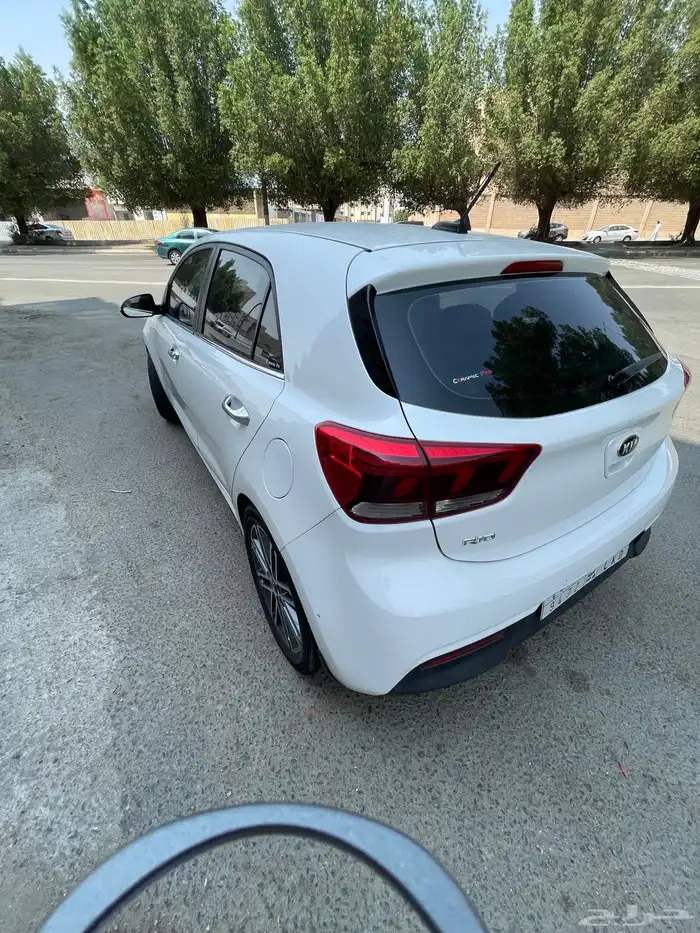 KIA RIO Hatchback 2020 كريا ريو هاتش باك 4