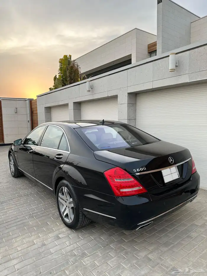مرسيدس S600 2012 نظيف جدا 4