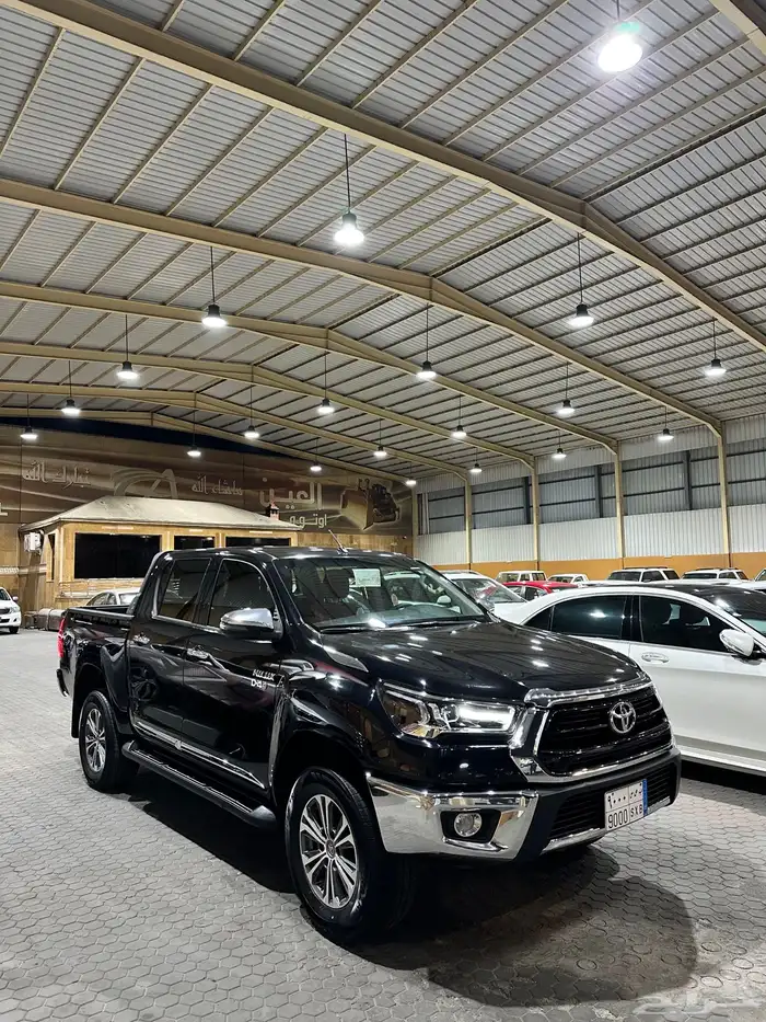 هايلوكس 2021 ديزل 2800cc اللون المميز 2