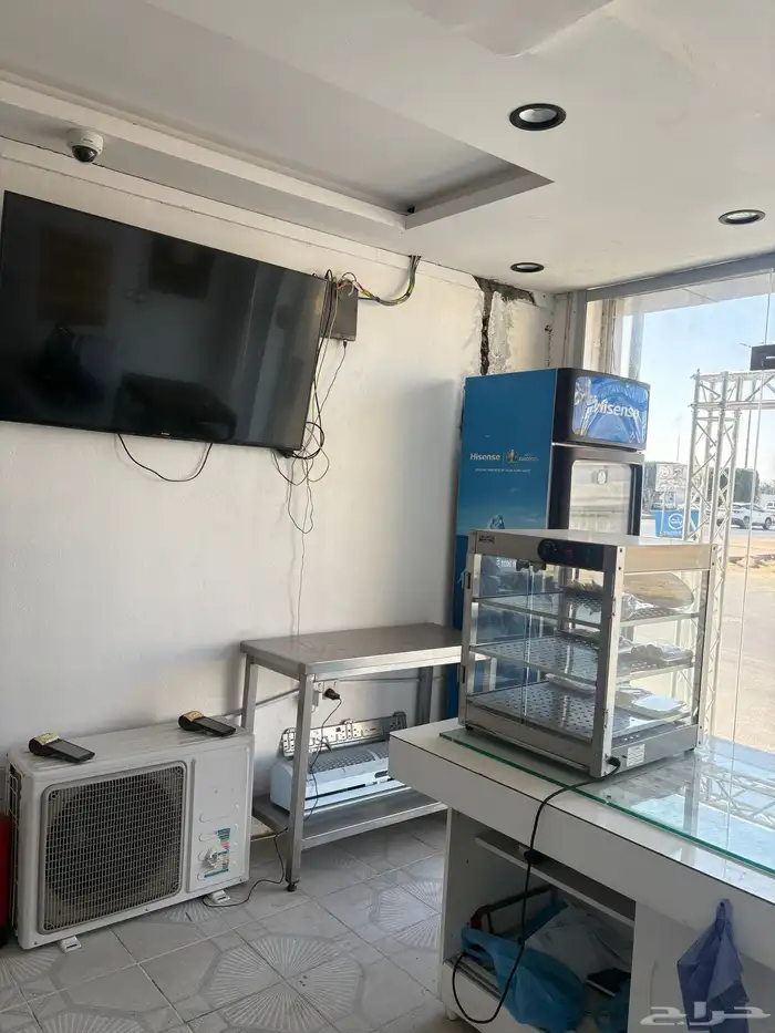 محل باغراضة لتقبيل او البيع 3