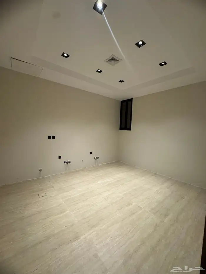 ادوار للبيع في حي الجنادرية شرق الرياض 6