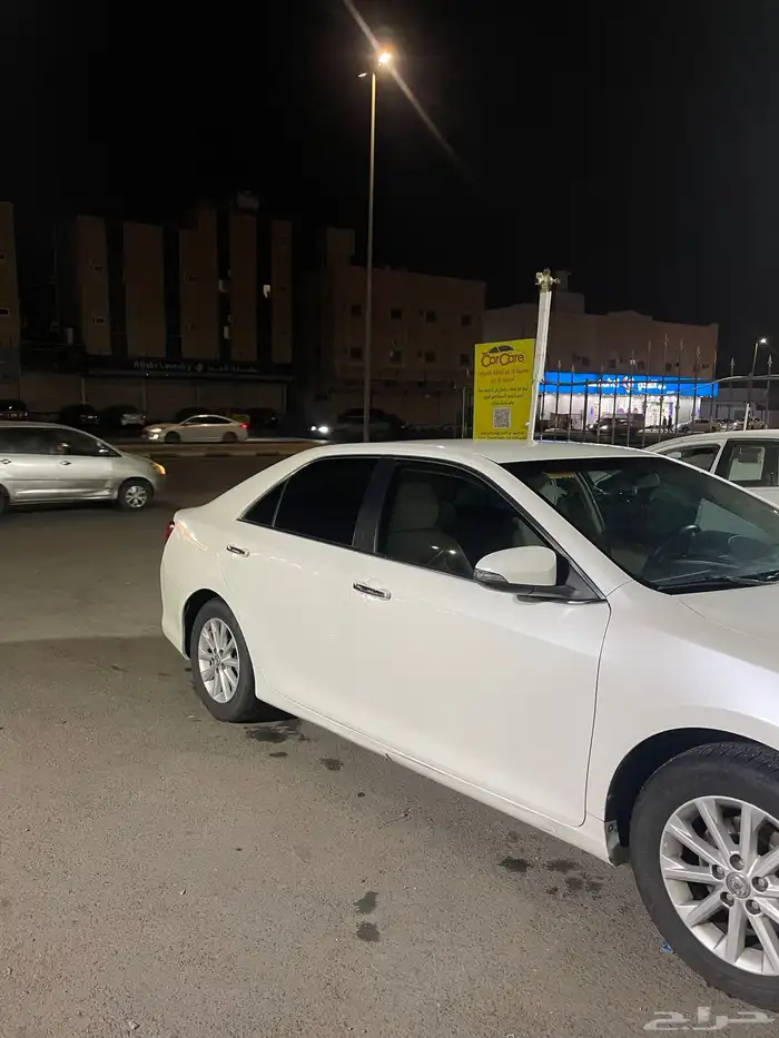 للبيع كامري 14 وكاله بودي وشرط قسر مكينه السوم37 1