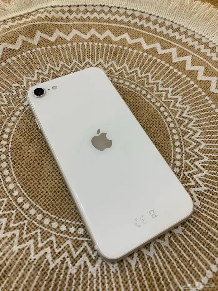 آيفون se2 128g 0