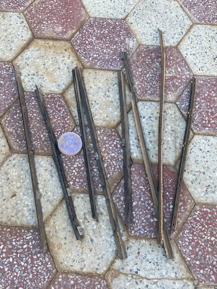 اعرض لكم قربة باترول ديزل حقة بلده الاصليه من موديل 90 الى 7