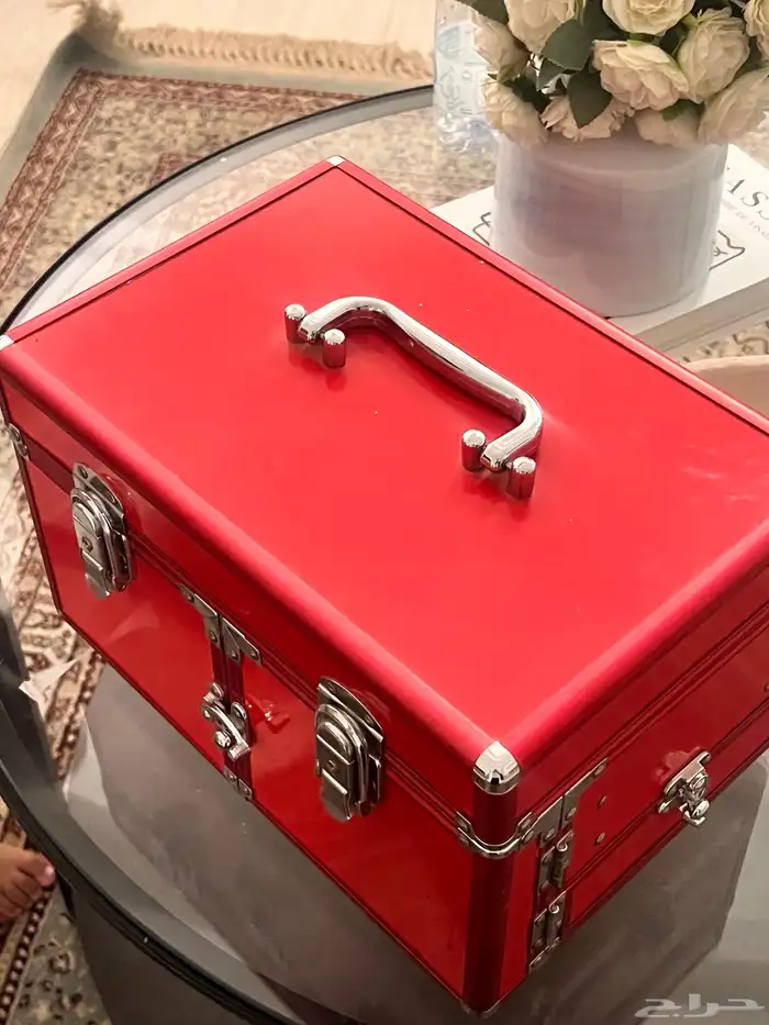 شنطة مكياج 2