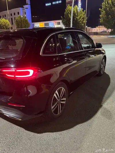 مرسيدس B200 مخزن للبيع index