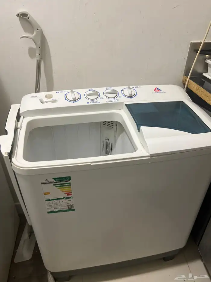 مافيها شي نظيفه بس عشاني مسافره ببيعها جاد كلمني 0